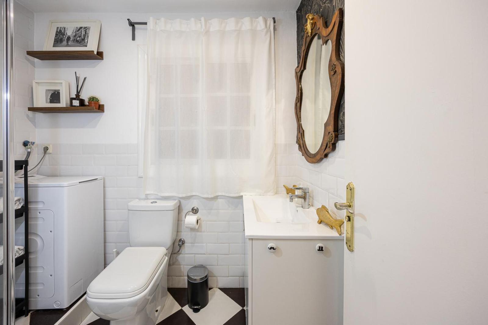 Vintage 3 Bdr Apartment إسبلوغيس ذي يوبريغات المظهر الخارجي الصورة